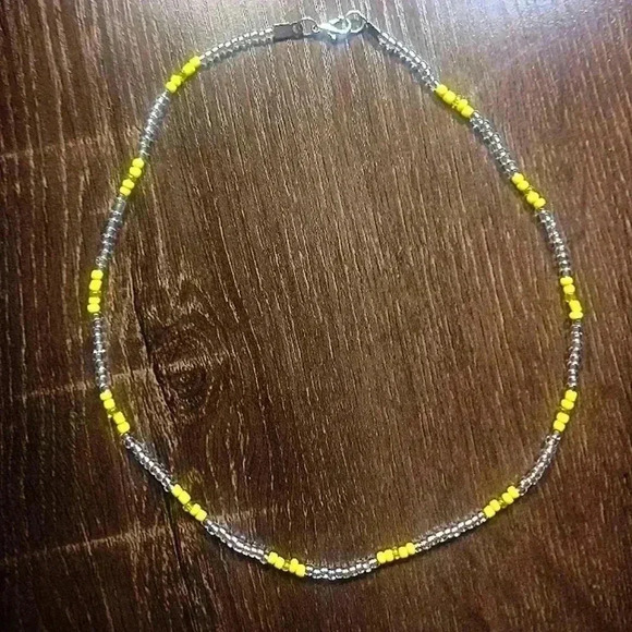 Pair of beaded necklaces - Picture 3 of 10